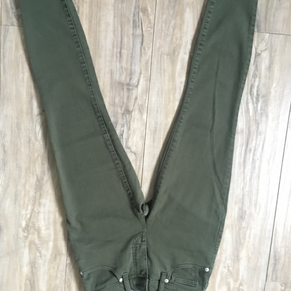 Jeans - Picture 3 of 4